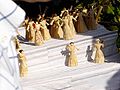 Bonecas de artesanato feitas com filha de milho obtida ao desfolhar a maçaroca, Ilha Terceira, Açores, Portugal..jpg