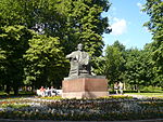 Lenin v parke dekabrskogo vosstaniya.jpg