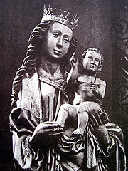 Скульптура Богоматери с младенцем работы Тильмана ван дер Бурха (1894 год)