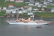Royal Danish ship Dannebrog in Vagur, Faroe Islands.jpg