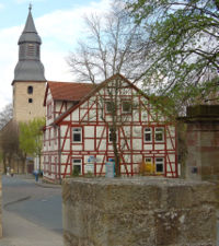 Blick vom Sälber Tor zur Altstädter Kirche