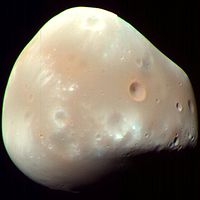 Деймос. Снимок полученMars Reconnaissance Orbiter.