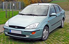 Ford Focus I Stufenheck (1999–2001) front MJ.JPG