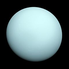 Фотография Урана с аппарата «Вояджер-2».