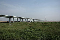 Мост через залив Ханчжоувань