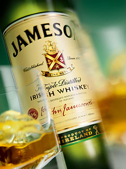 Логотип Ирландский виски Jameson (Джеймесон)
