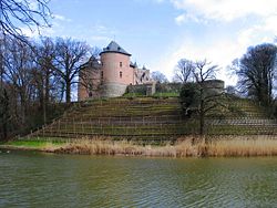 Замок Гаасбек. Вид с юго-запада