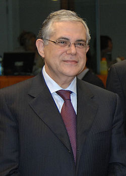 Лукас Пападимос