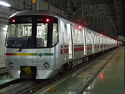 Model 12-000 of Toei Transportation 2.jpg