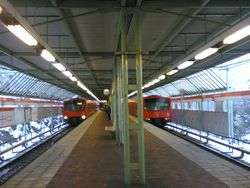 Siilitien metroasema, Helsinki.jpg