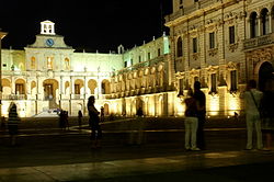 Square in Lecce.jpg
