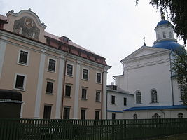 Храм и монастырь