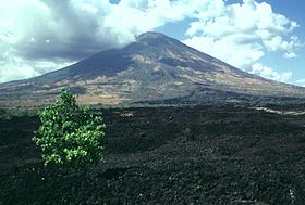 Вулкан Сан-Мигель (1999 г.). Снимок Смитсоновского института