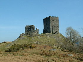 Dolwyddelan Castle2.jpg