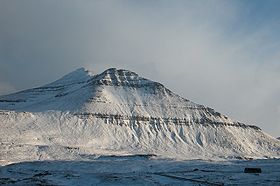 Гора Слаттаратиндур.