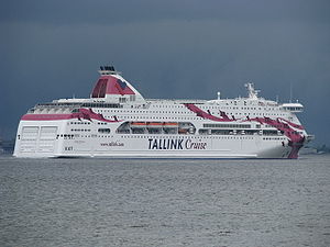 Baltic Princess leaving Tallinn.JPG