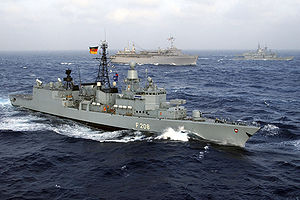 Группировка кораблей ВМС Германии патрулирующие территориальные воды Ливана.