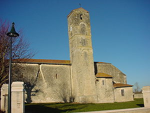 Saint Denis Du Pin Eglise.jpg