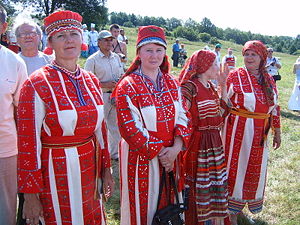 Эрзянки Пензенской области на празднике «Раськень Озкс»